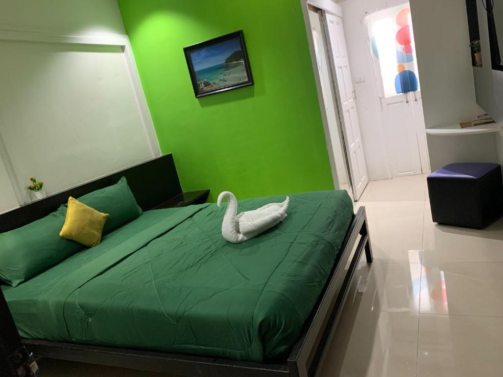 Postel nebo postele na pokoji v ubytování Colorize Boutique Hotel