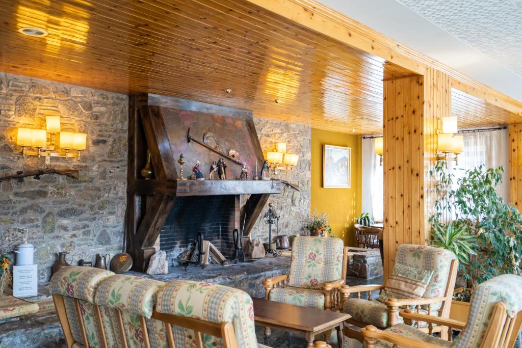 Posezení v ubytování Abba Ordino Babot Hotel