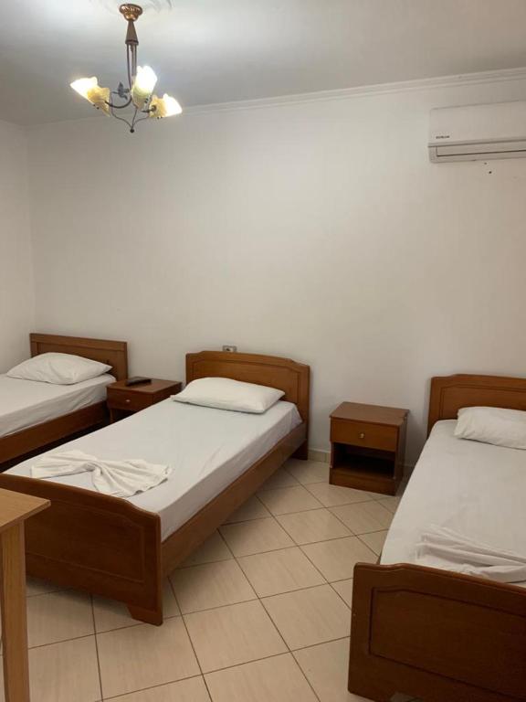 Centre Hostel Sarande - Image 5