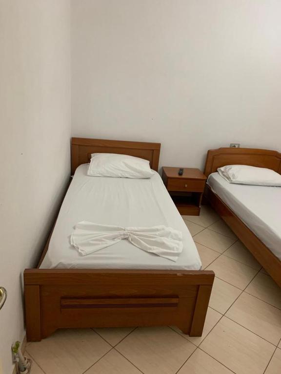 Centre Hostel Sarande - Image 8