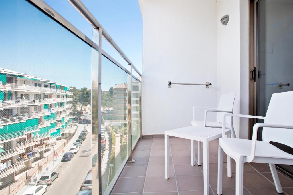 Balkón alebo terasa v ubytovaní Hotel Best Los Angeles