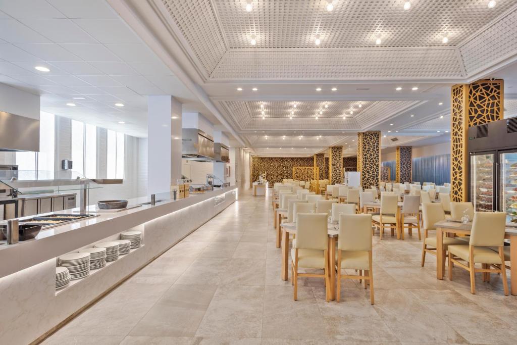 Restaurace v ubytování Hotel Best Punta Dorada