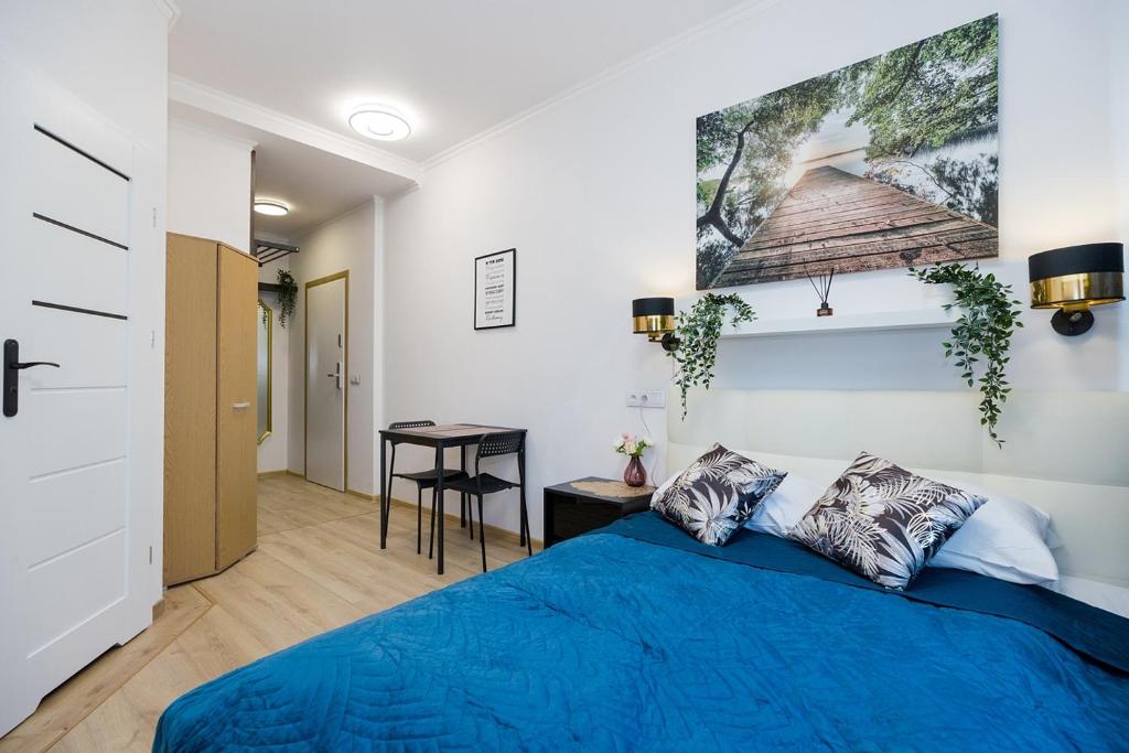 Fotografia z galérie ubytovania Stadion Narodowy Warszawa UNIT ApartmentMini noclegi Super lokalizacja przy Metro MiniStudio with private banthroom vo Varšave