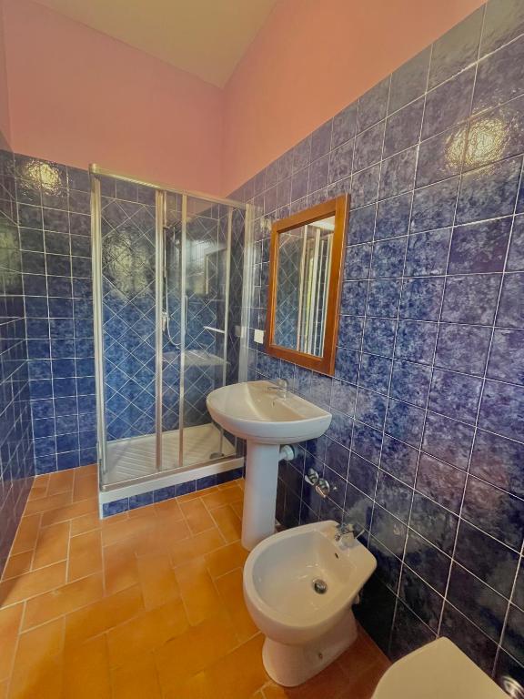 Łazienka w obiekcie Agriturismo Piano di Andrea