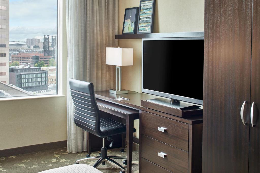 Courtyard by Marriott Portland City Center - Habitación Queen Con Dos Camas Queen