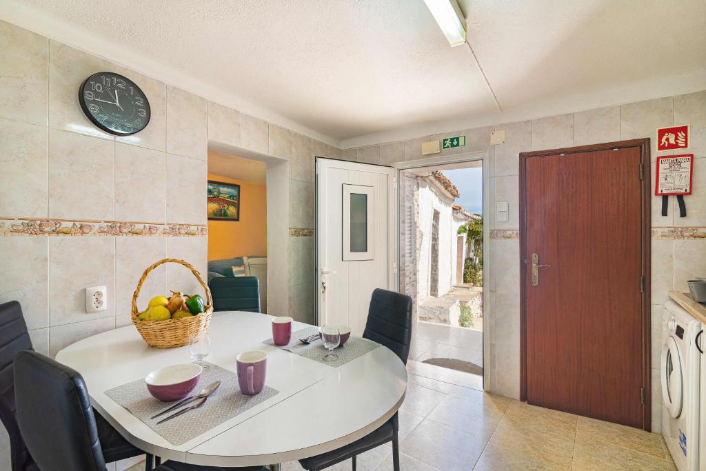 A cozinha ou kitchenette de Casa das Bonecas