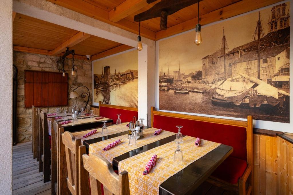 Restaurace v ubytování Heritage Hotel Tragos
