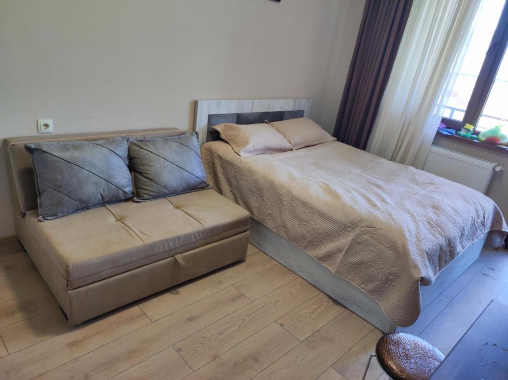 Katil atau katil-katil dalam bilik di Bakuriani resort