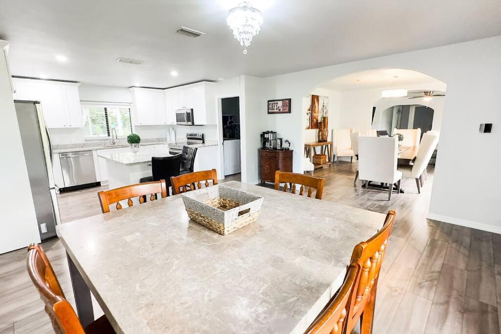 Vero Beach Sanctuary, Vero Beach (updated prices 2024)