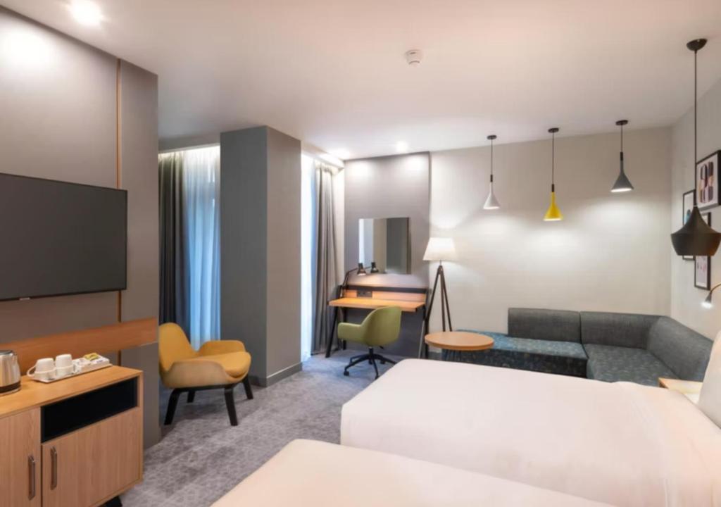 امکانات Holiday Inn Yerevan - Republic Square by IHG - تصویر ۴