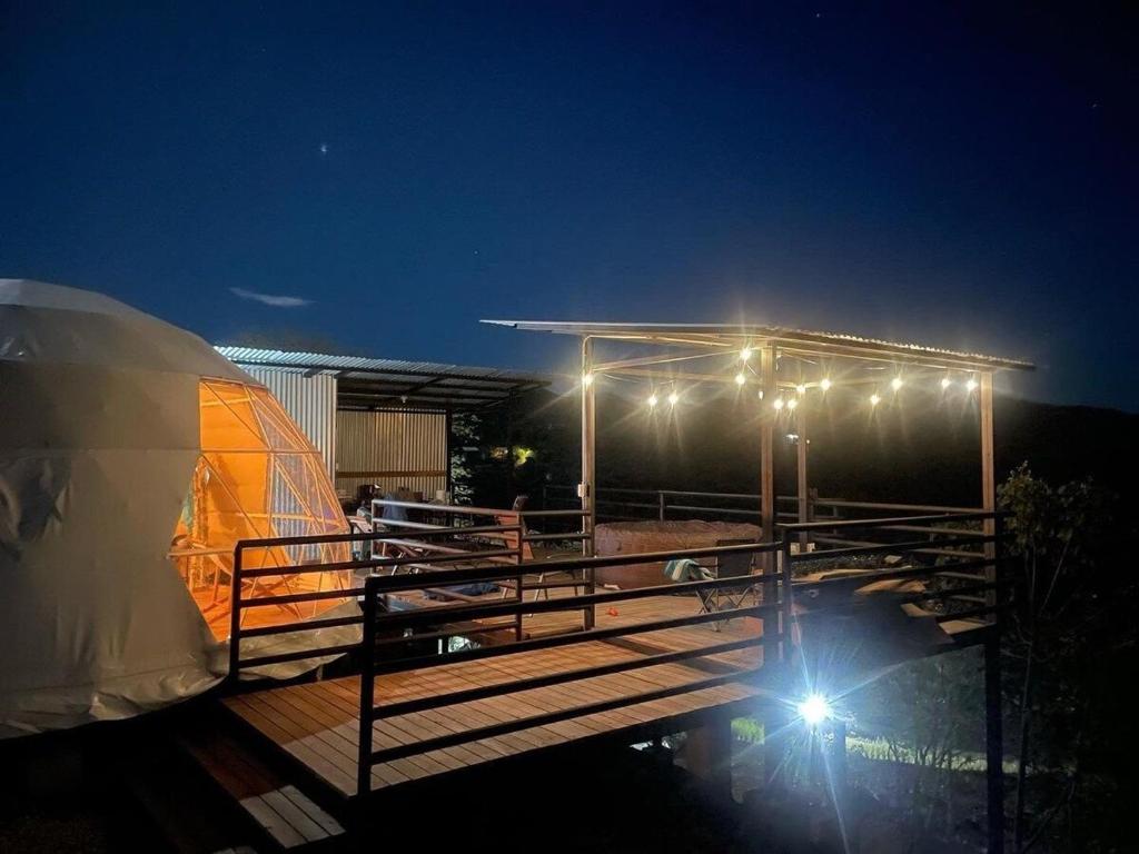 Fotografie z fotogalerie ubytování Glamping en Playa Potrero v destinaci Potrero