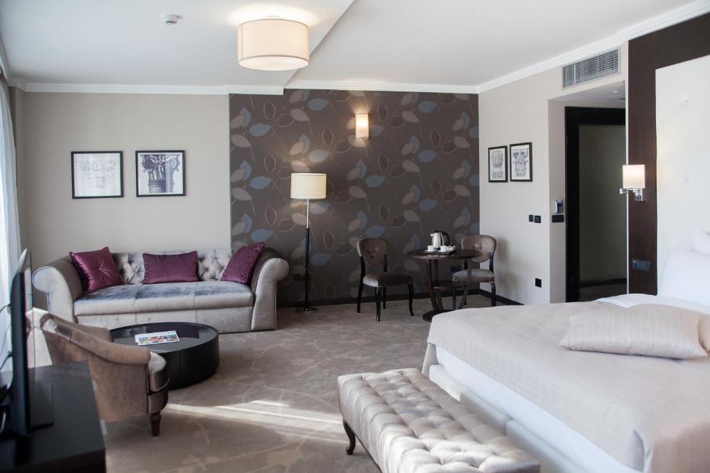 Hotel Constantine the Great - Deluxe Twin Room