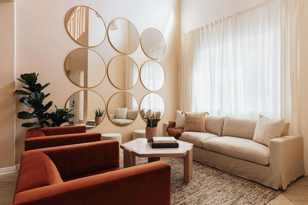 رزرو هتل و هاستل، عقب نشینی لوکس بوهو در نزدیکی Torrey Pines - Sleeps 10, آژانس هواپیمایی آسمان سپید