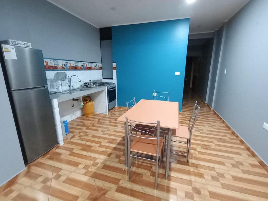 A cozinha ou cozinha compacta de O'cala House 2.0