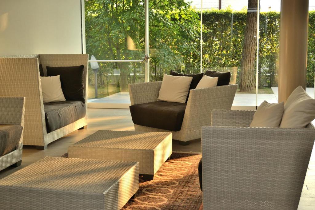 Posedenie v ubytovaní Park Hotel Ermitage Resort & Spa