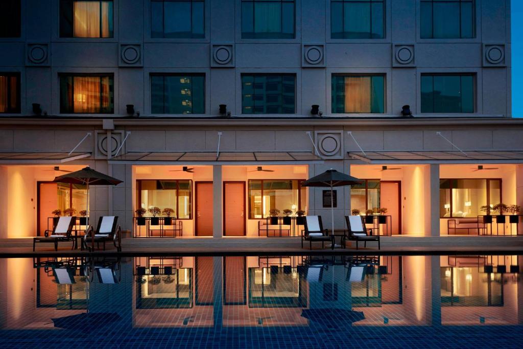 Bazén v ubytování JW Marriott Kuala Lumpur nebo v jeho okolí