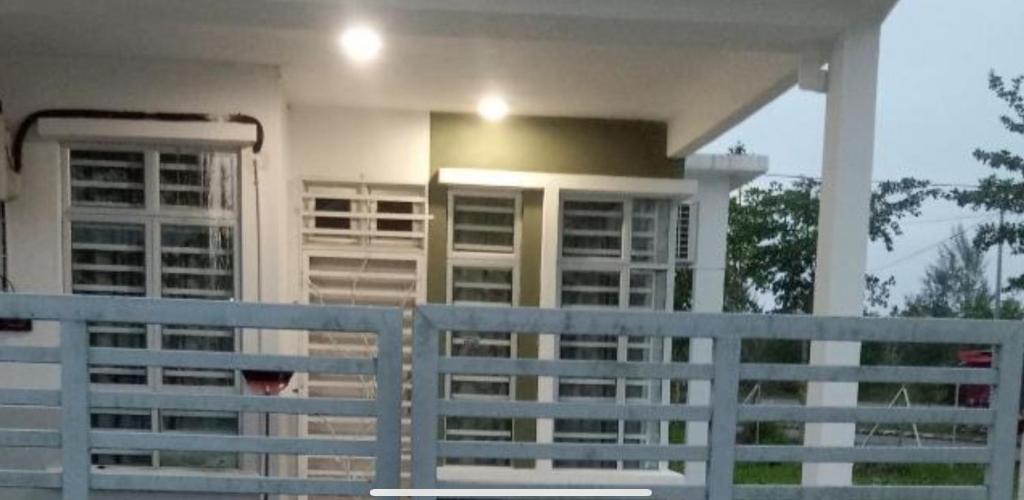 Homestay Taman Tiara Paka, Paka (updated prices 2024)