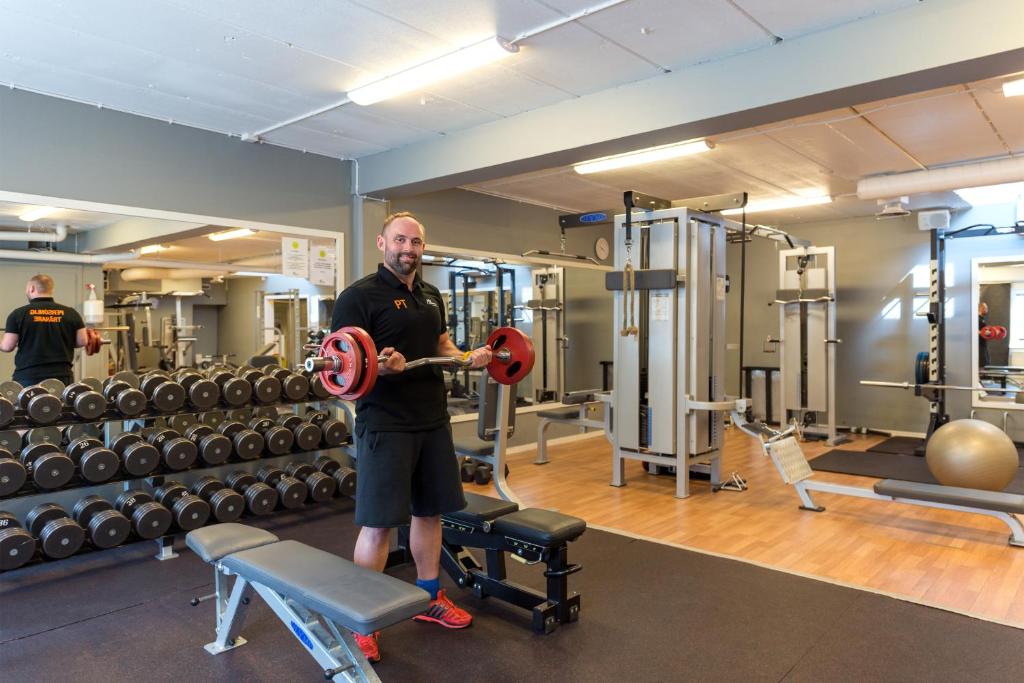 Fitness centrum a/nebo fitness zařízení v ubytování Best Western Hotel Solna