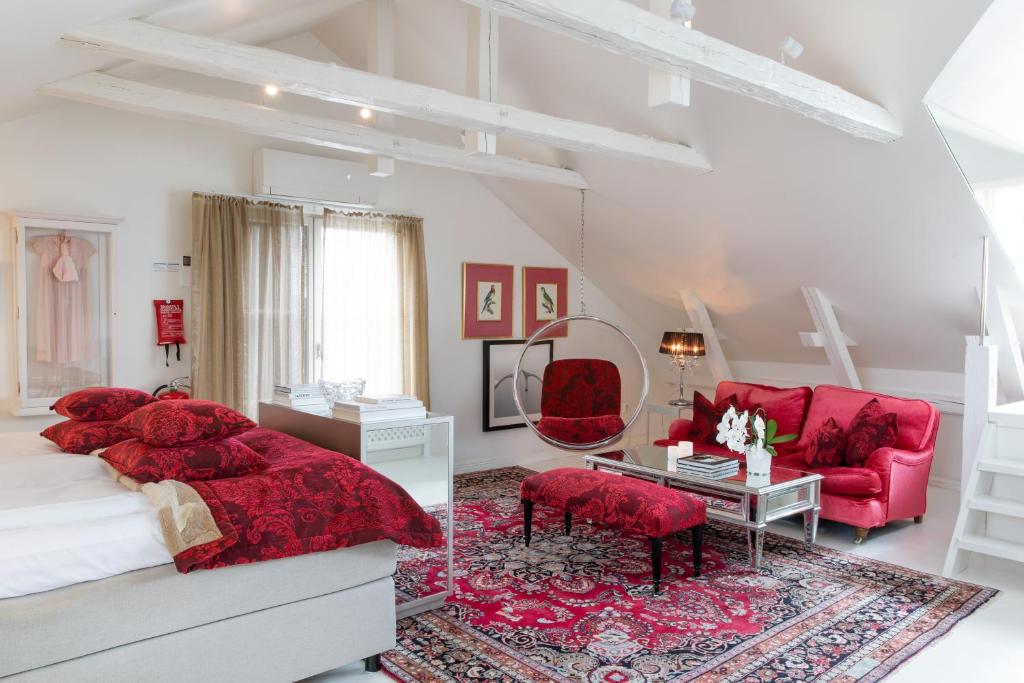 Posezení v ubytování Bomans Hotell i Trosa