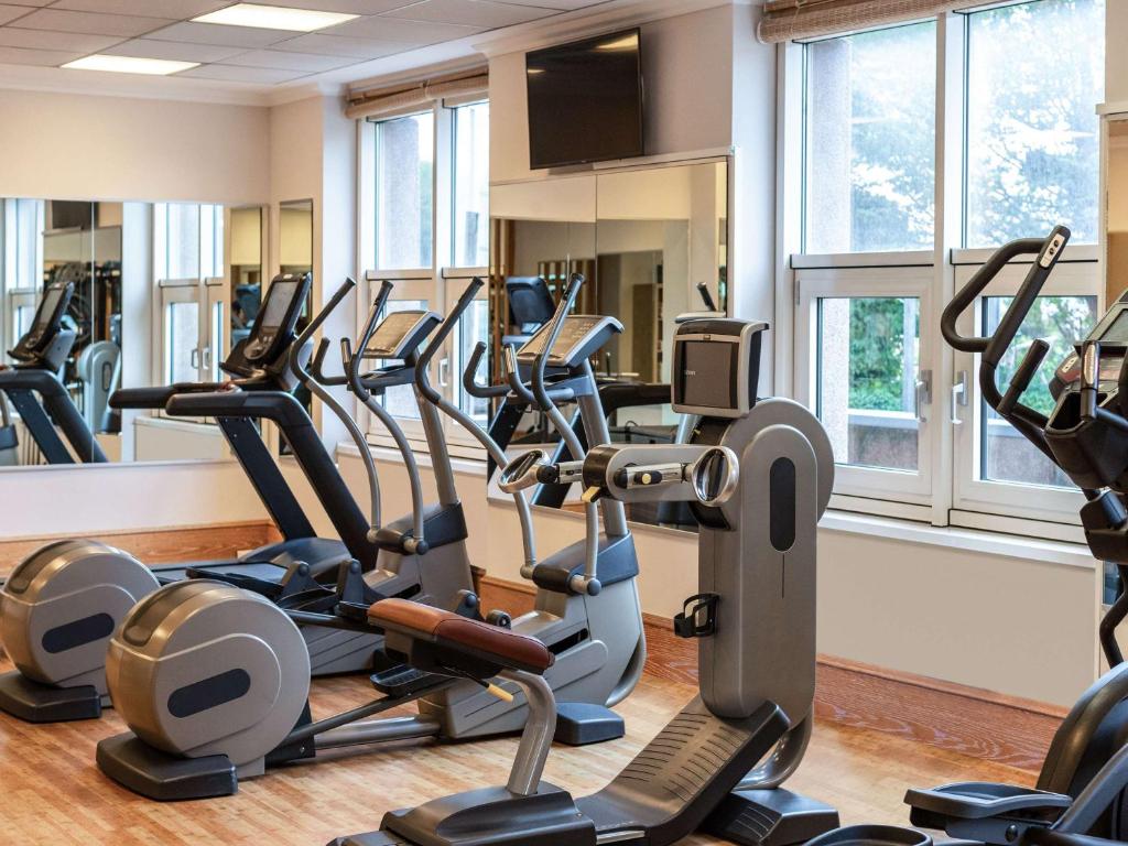 Fitness centrum a/nebo fitness zařízení v ubytování Pullman Stuttgart Fontana