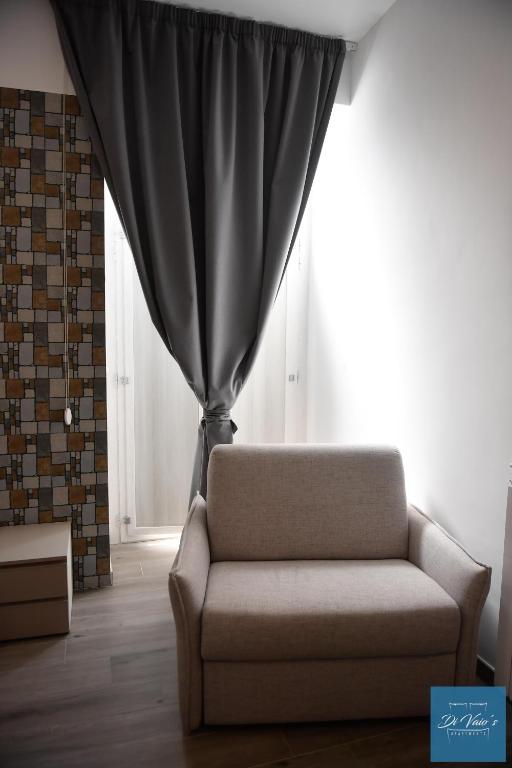 Di Vaio s Apartments adiacente metro Rione Alto - 9