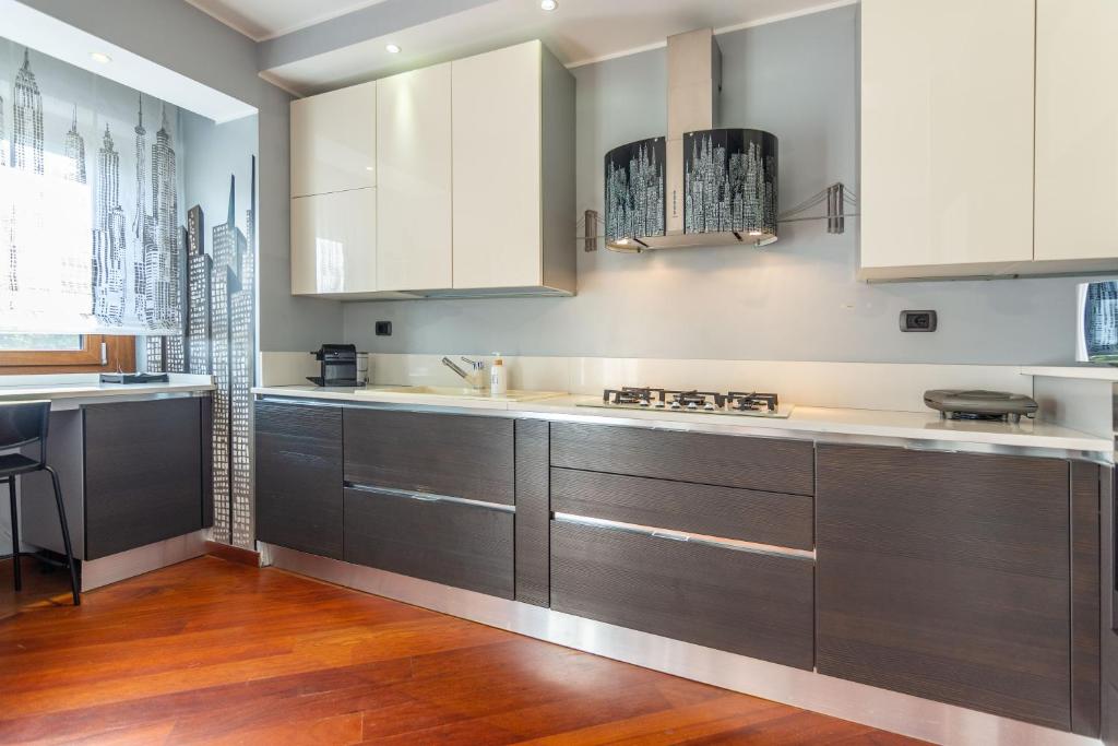 Kuchyň nebo kuchyňský kout v ubytování Assago amazing flat