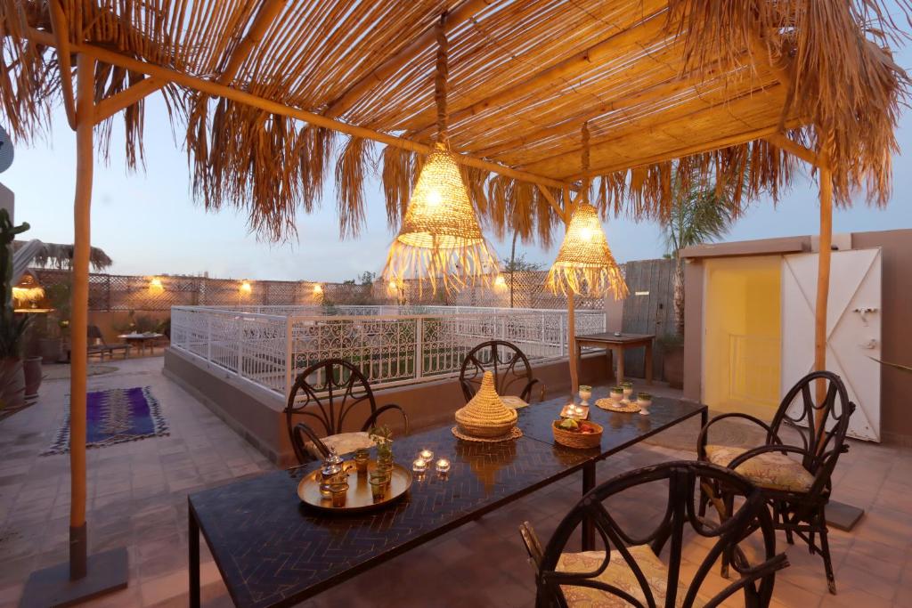 Predel za sedenje v nastanitvi Riad NaaNaa Bed & Breakfast