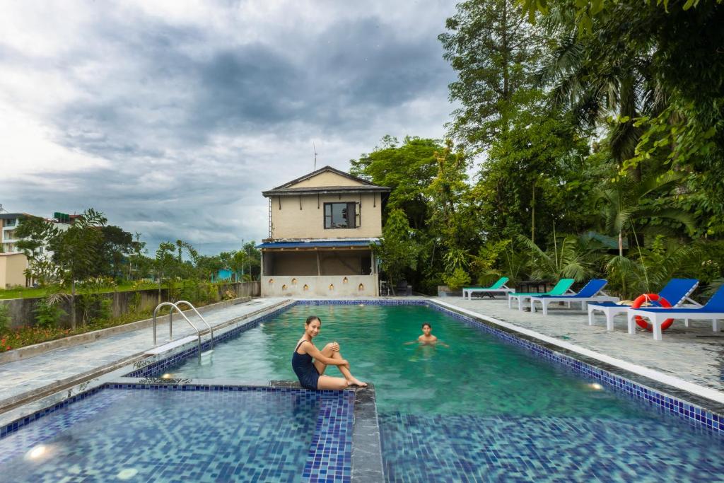 Piscina di Hotel Parkside & Swimming Pool-Between Greenery and Azure ,Your Perfect Retreat o nelle vicinanze