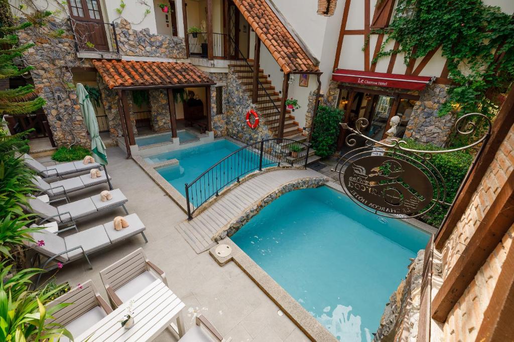 Le Charcoa Hotel - Resim 19