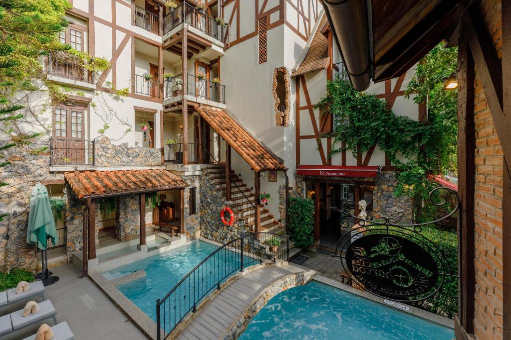 Le Charcoa Hotel - Resim 18