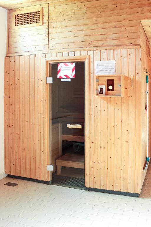 Fotografie z fotogalerie ubytování Modernes Alpenstudio mit Bergblick, Pool und Sauna v destinaci St. Moritz
