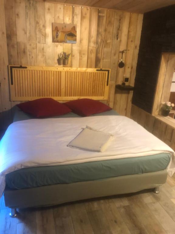 Кровать или кровати в номере ARTIN