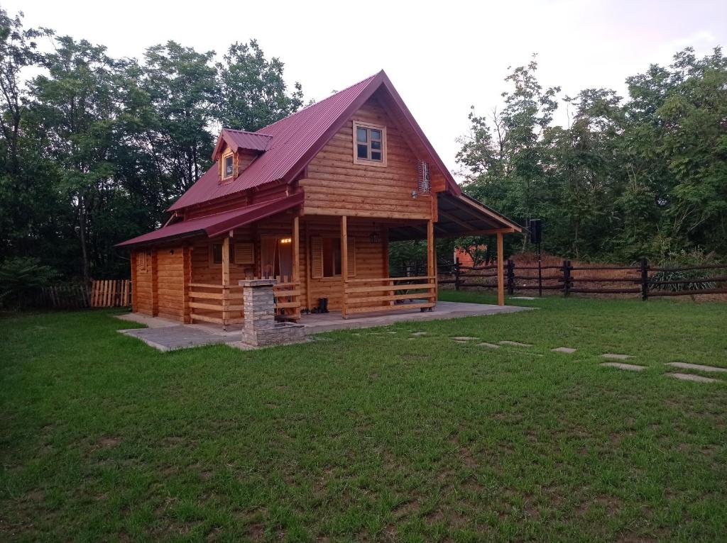 Budova, kde se prázdninový dům nachází