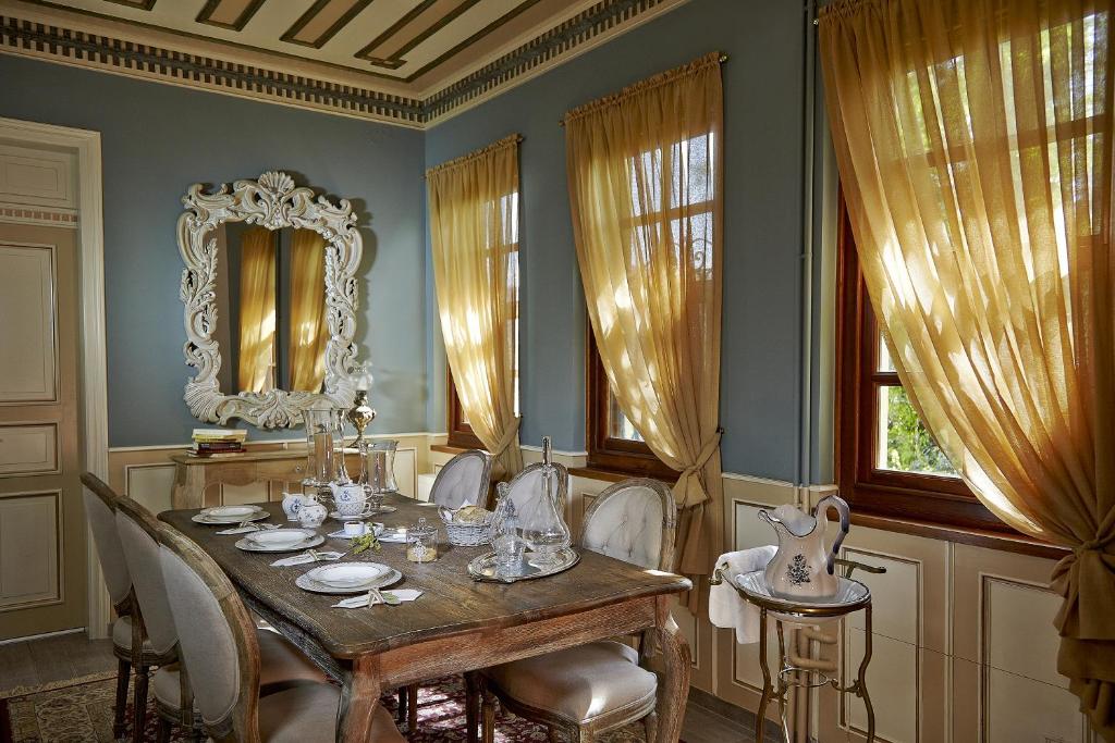 Foto dalla galleria di Hotel Kastro a Ioannina