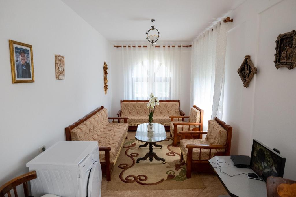 Panoramic View House - Imazhi 4