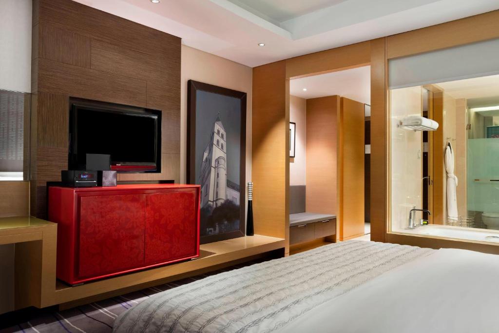 Le Méridien Qingdao - Deluxe King Room With City View