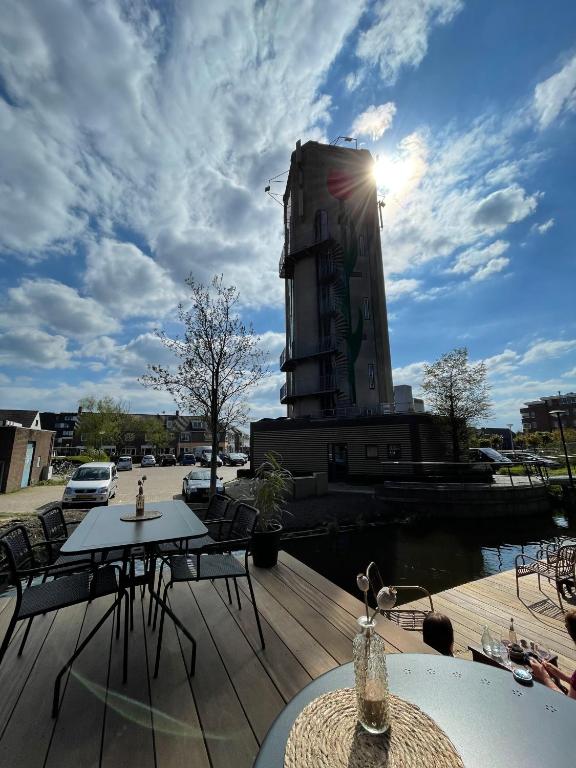 Fotografie z fotogalerie ubytování B&B De Tulpentoren v destinaci Roelofarendsveen