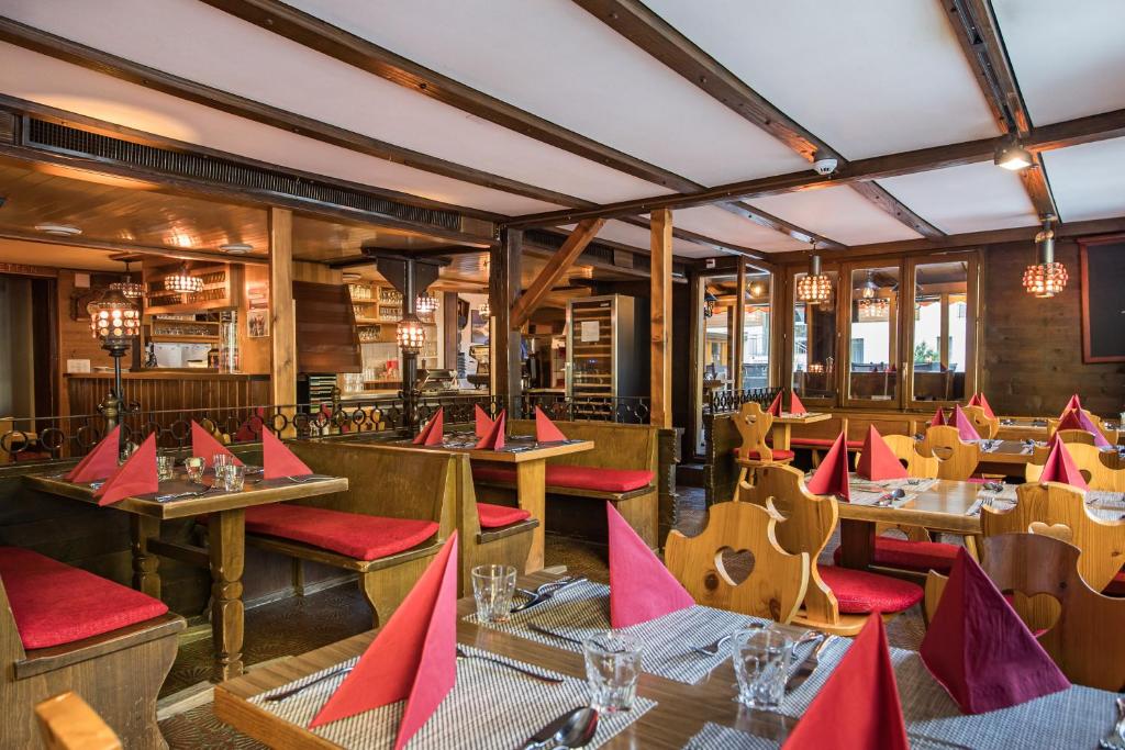 Restaurace v ubytování Hotel Taescherhof
