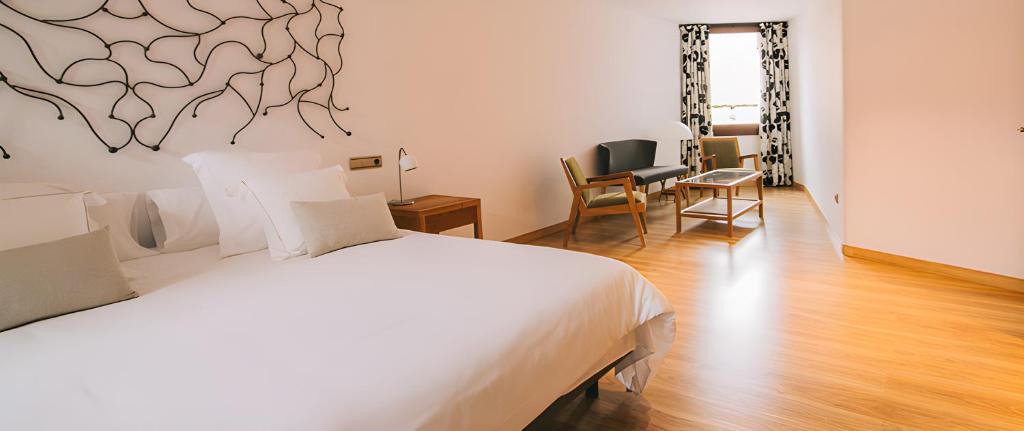 Hotel Rural Quercus Tierra - Suite With Spa Bath