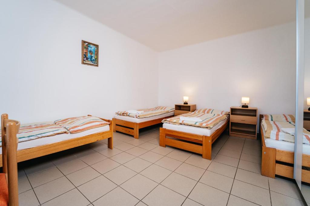 Resort Lesák - Bungalow - Front De Plage
