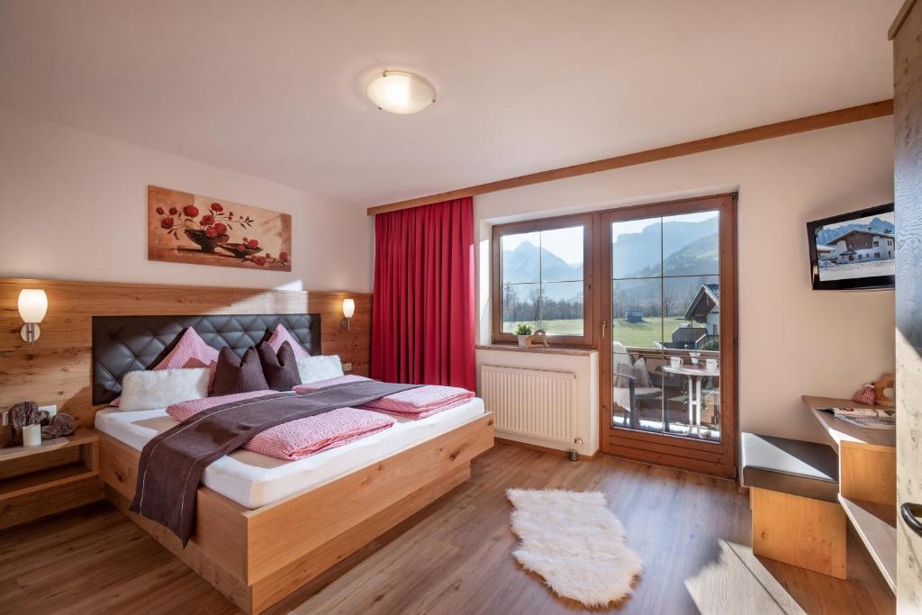 Postel nebo postele na pokoji v ubytování Ferienwohnung Garber