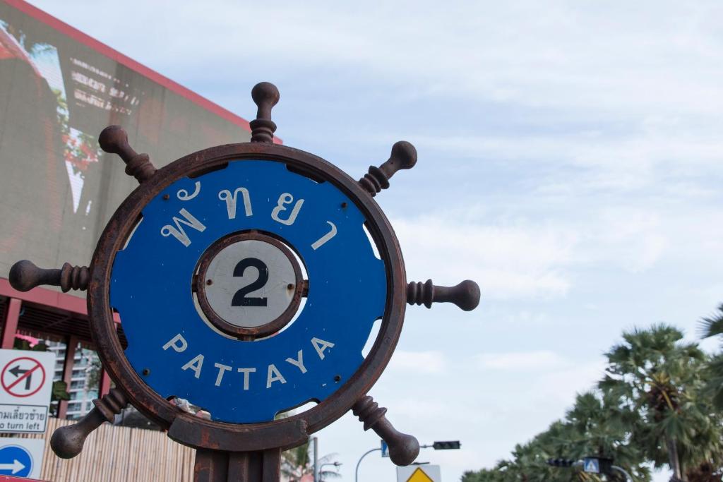 S Lodge Pattaya formally Sabai Lodge - Resim 15