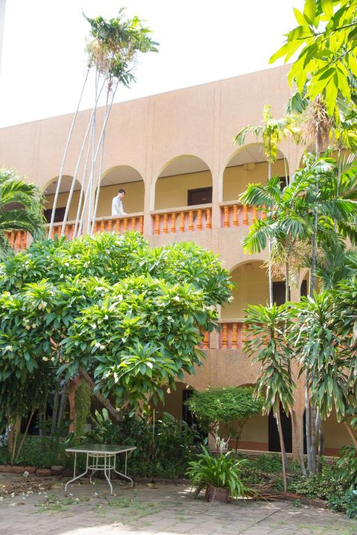 S Lodge Pattaya formally Sabai Lodge - Resim 24