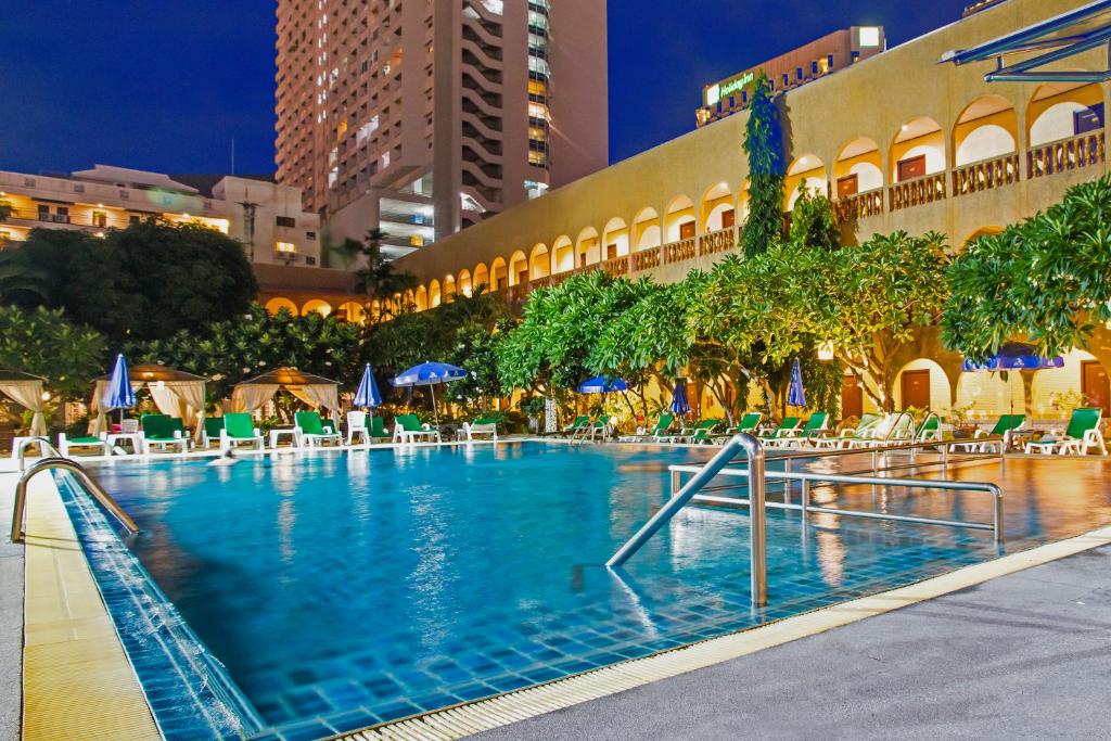 S Lodge Pattaya formally Sabai Lodge - Resim 42