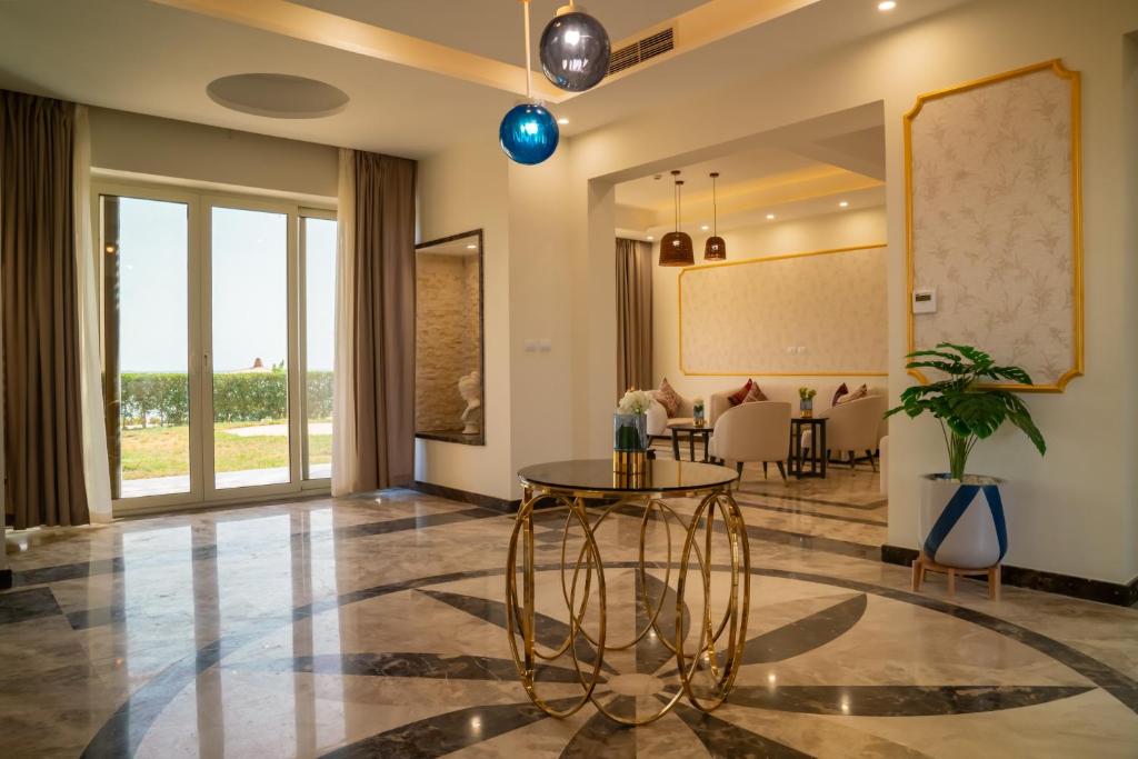 Un lugar para sentarse en Azal Lagoons Resort Abu Simbel