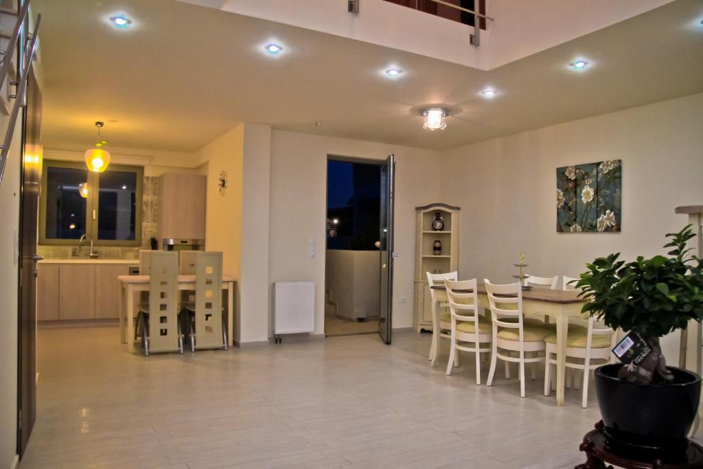 Kuchnia lub aneks kuchenny w obiekcie Sea View Beachfront Villa Maria
