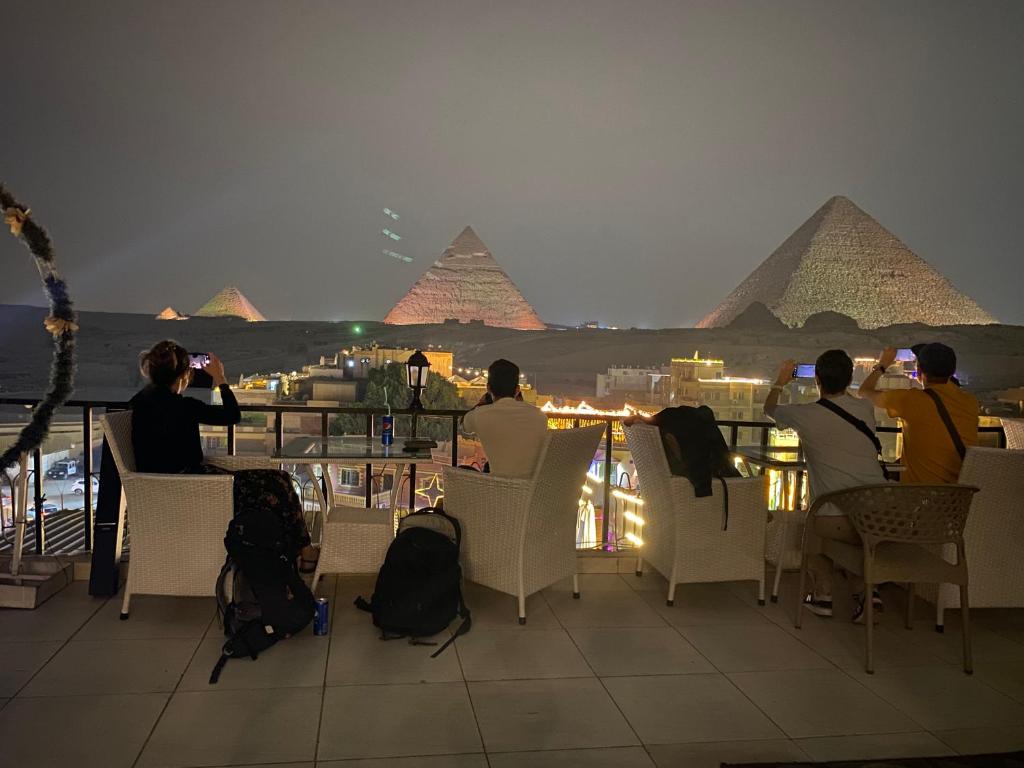 Hosté ubytování Golden Pyramids Inn
