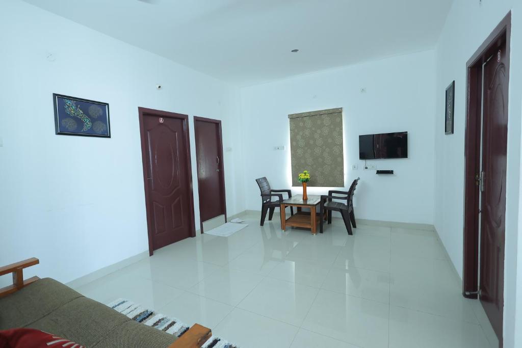 TV a/nebo společenská místnost v ubytování Royal Beach Service Apartment