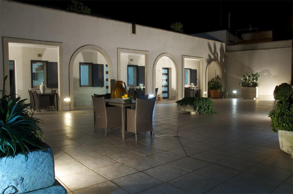 Patio alebo iná vonkajšia časť ubytovania Residence Castello Otranto
