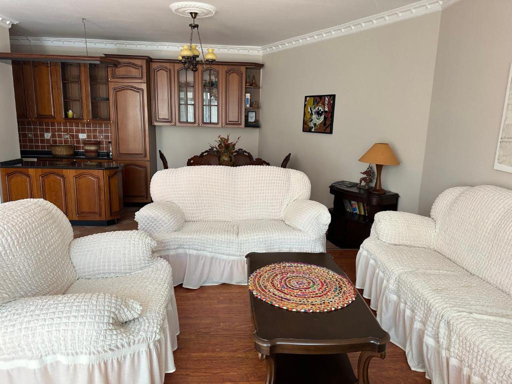 Tirana Art Apartments, Albania